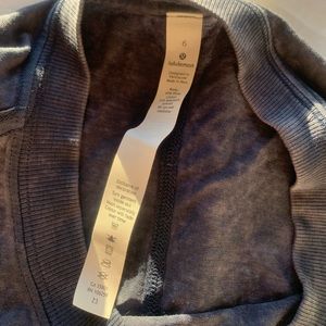 Lululemon blue tie dye crop tee size 6